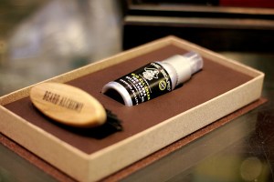 BEARD ALCHEMY - Box con Olio da barba The Beard e Travel Brush